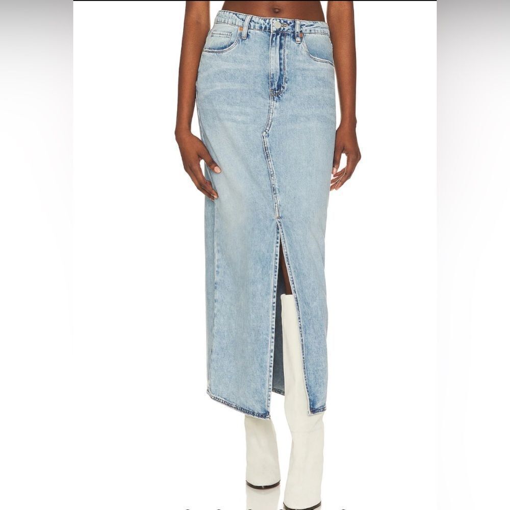 BlankNYC Mid Rise Denim Maxi Skirt in In My Mind Sz 27 rodeo